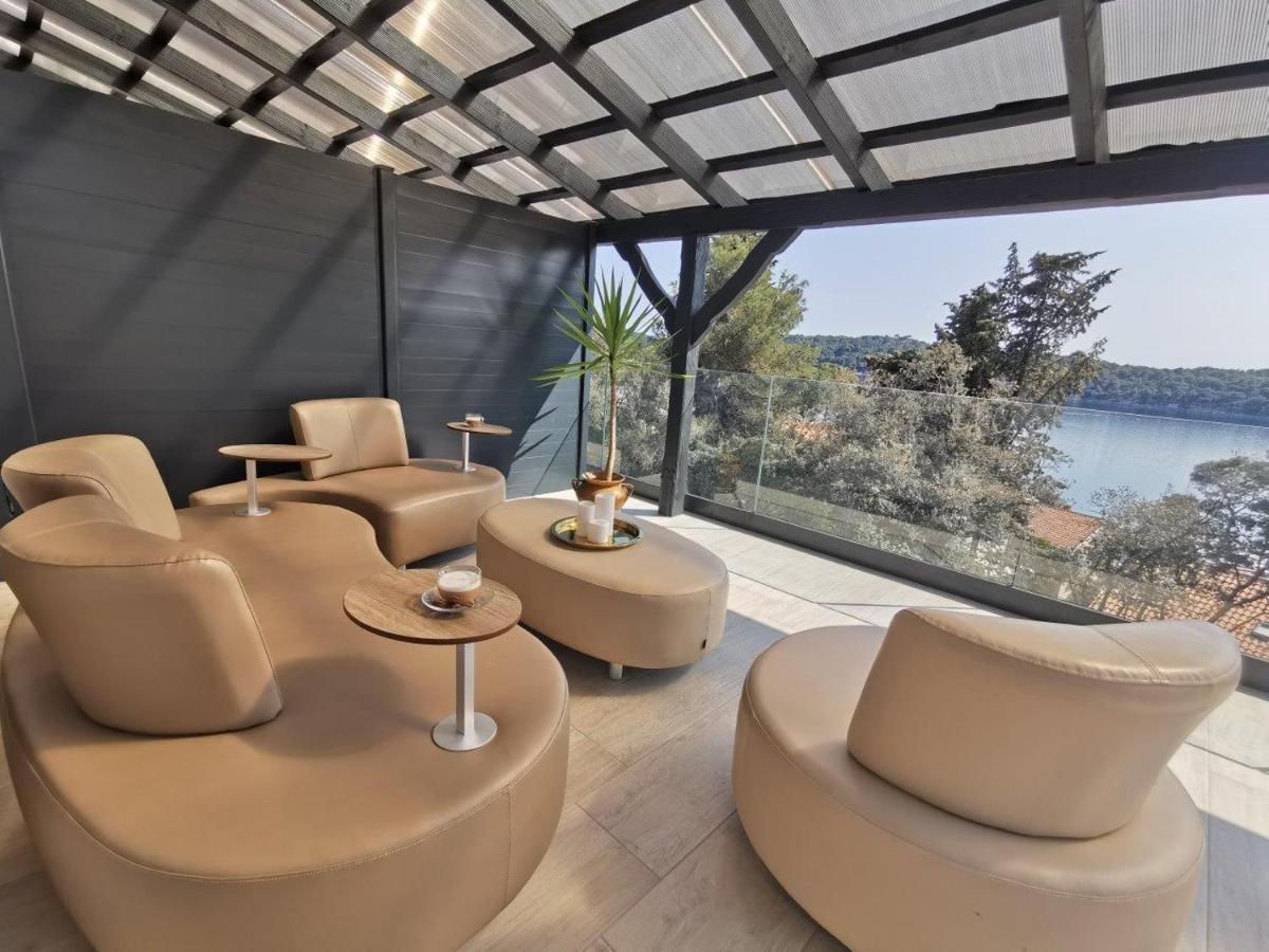 Villa Poljana Mali Losinj Luaran gambar